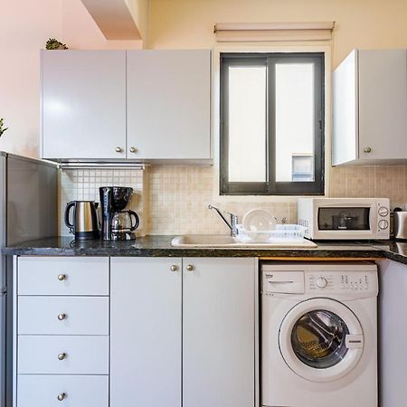 Freya 1-Bedroom Apartment In Ларнака Екстериор снимка