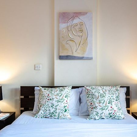 Freya 1-Bedroom Apartment In Ларнака Екстериор снимка