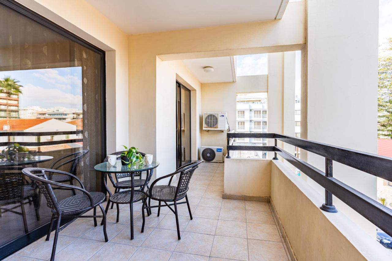 Freya 1-Bedroom Apartment In Ларнака Екстериор снимка